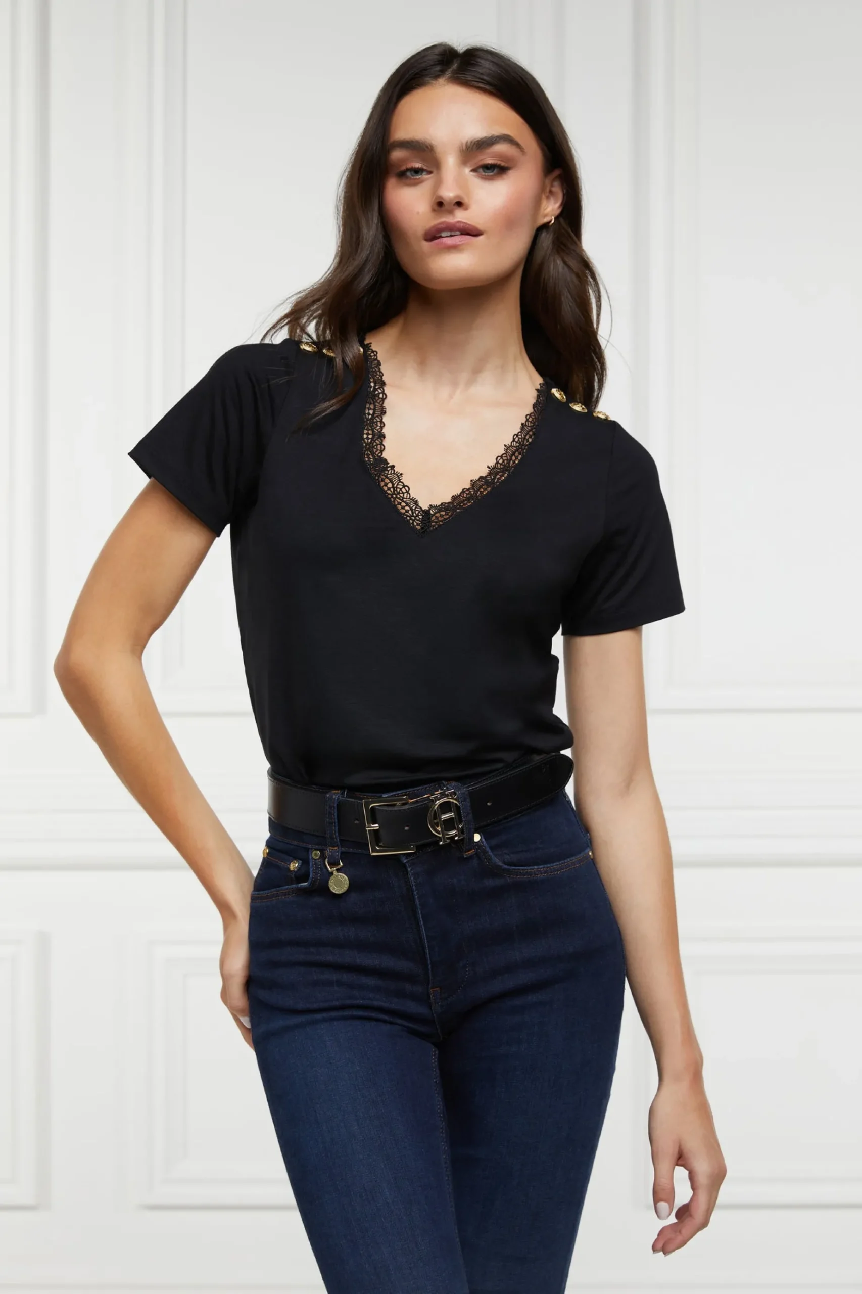 Amelia Tee