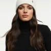 Cortina Bobble Hat