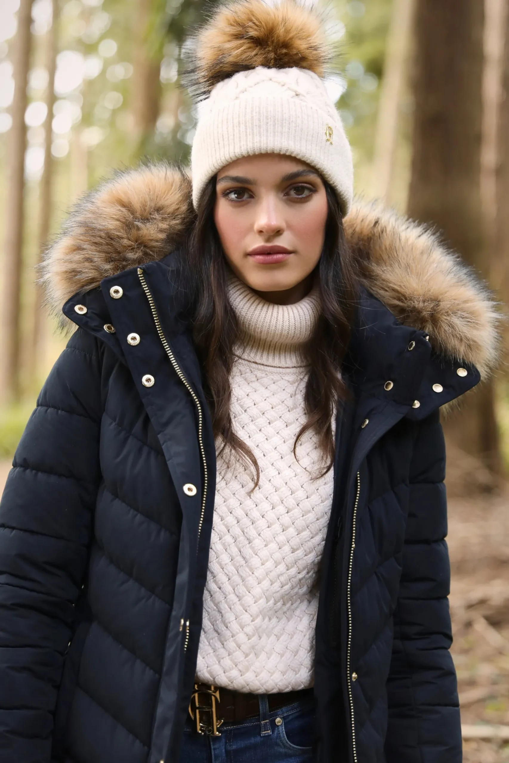 Cortina Bobble Hat