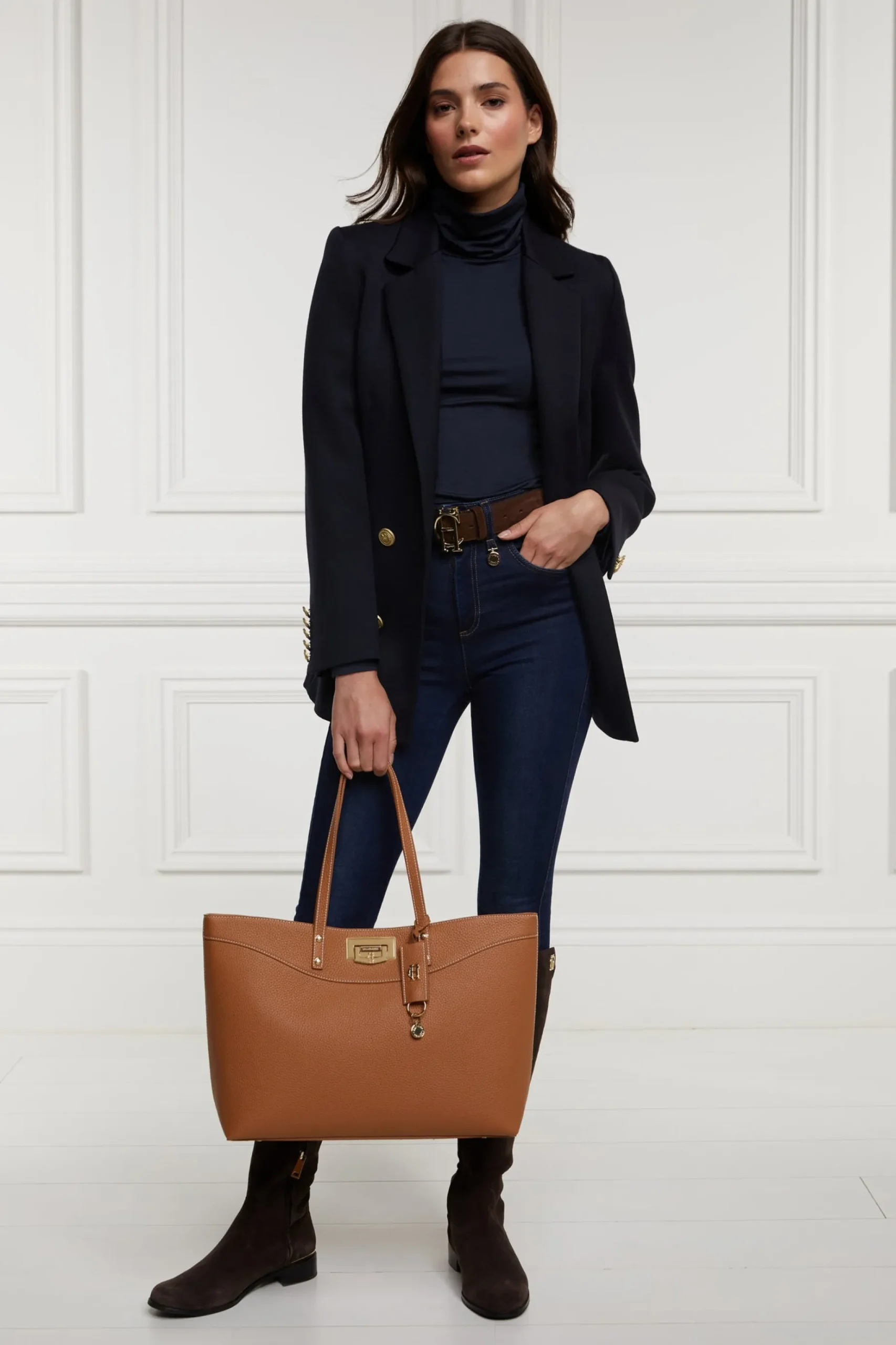 Essential Roll Neck