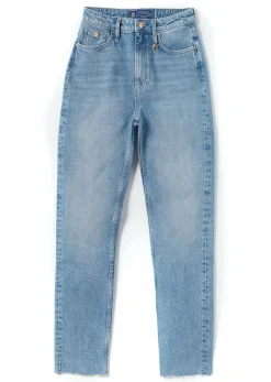 High Rise Slim Jean