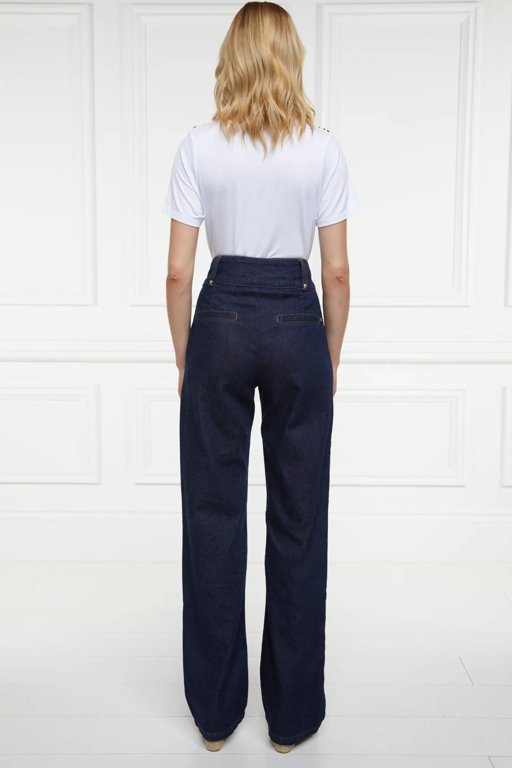 High Waisted Straight Jean